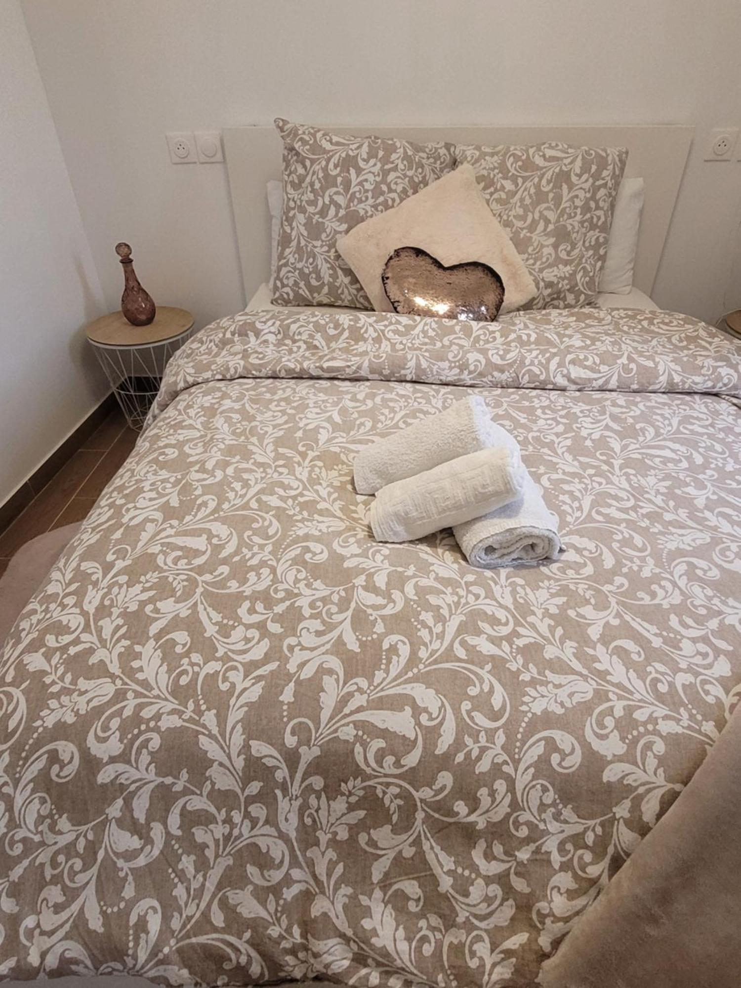 Coquet Appartement A 15Mn De Paris Et 10 Mn De Stade De France, Wifi, Netflix, Groslay Exterior photo