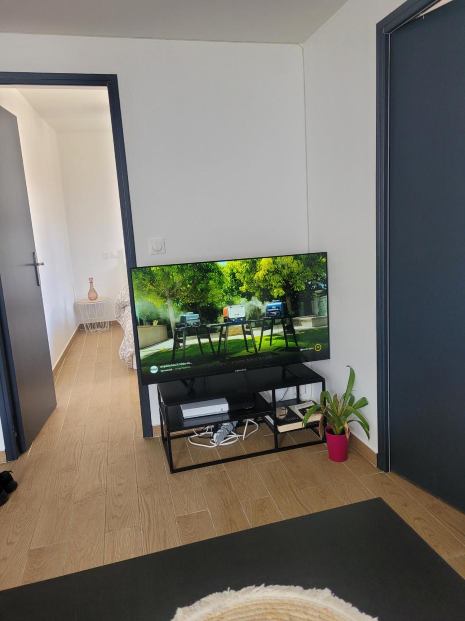 Coquet Appartement A 15Mn De Paris Et 10 Mn De Stade De France, Wifi, Netflix, Groslay Exterior photo